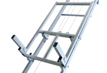 Monte matériaux / Ascenseur de toiture DDA200/12 avec protection anti-chute, charge max. 200 kg, longueur du rail 12 m, SolidHub 